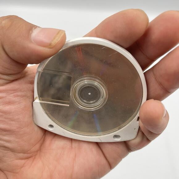 Ratchet & Clank: Size Matters (Sony PSP, 2007) Game And Case - Picture 2 of 4